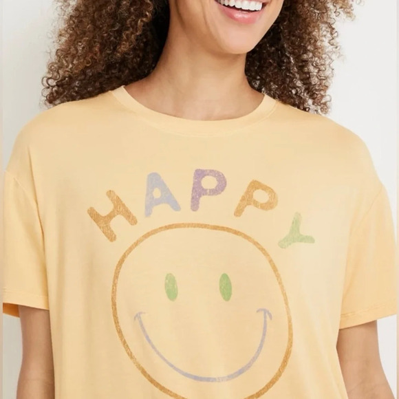 Maurices NWT Yellow Happy Smiley Face Relaxed Fit Graphic Tee Medium Women’s - Picture 12 of 12